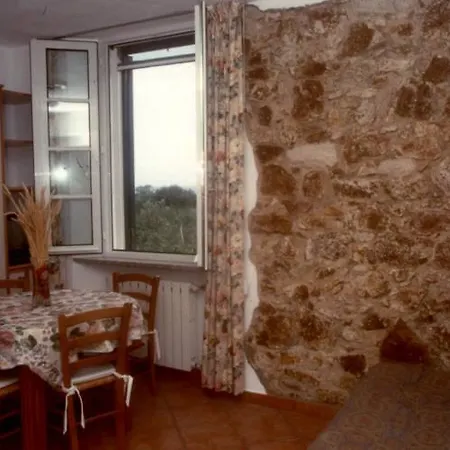 Agriturismo Montefabbrello Gospodarstwo agroturystyczne